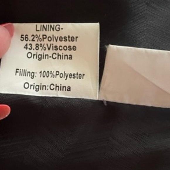 Winter coat with real fur - Picture 15 of 17